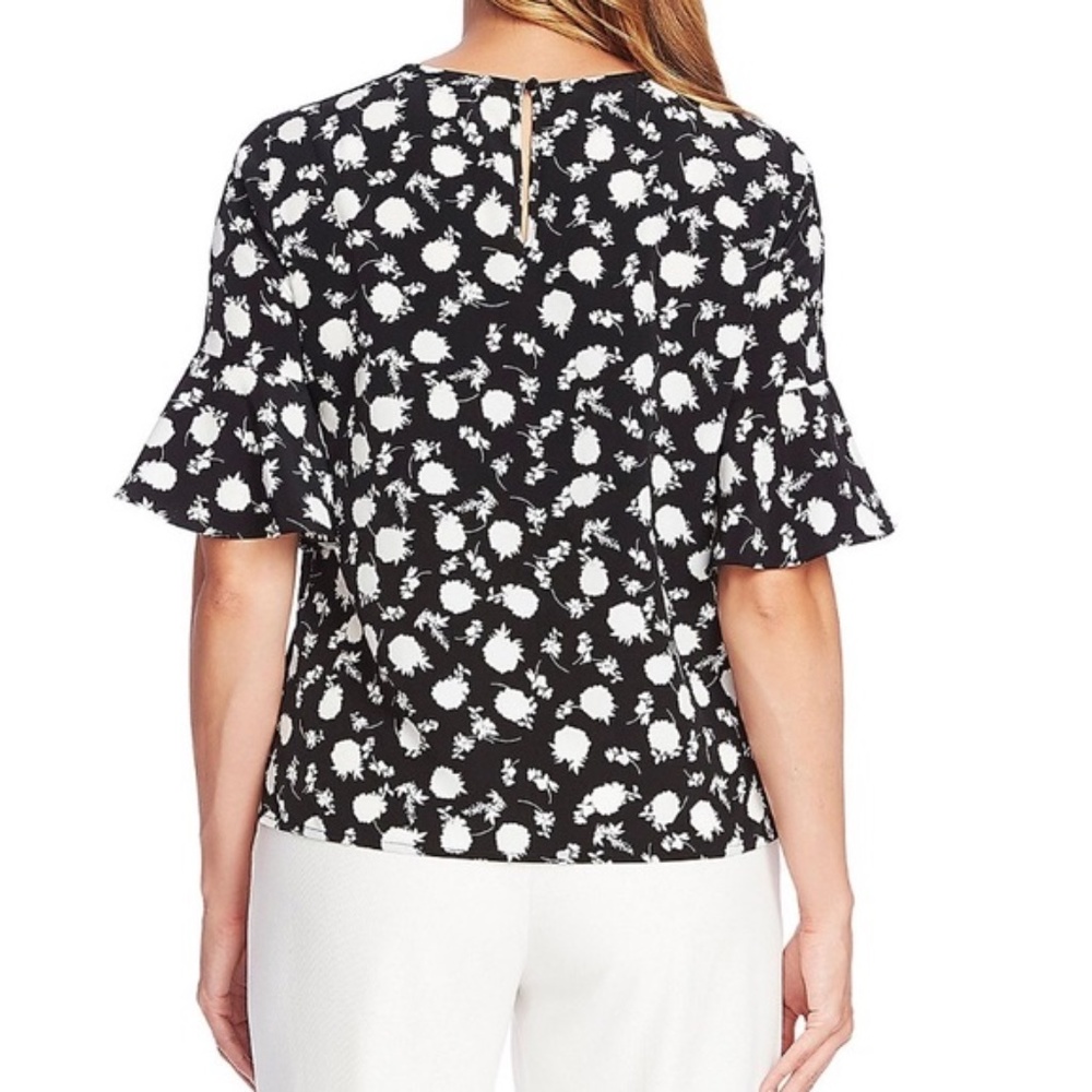 Vince Camuto Flutter Sleeve Top Botanical Design … - image 2
